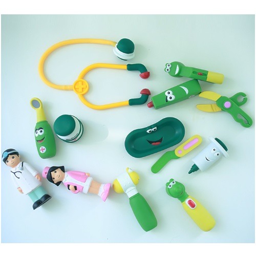퍼니소피롤플레이소프트캐릭터그린병원놀이세트13pcs